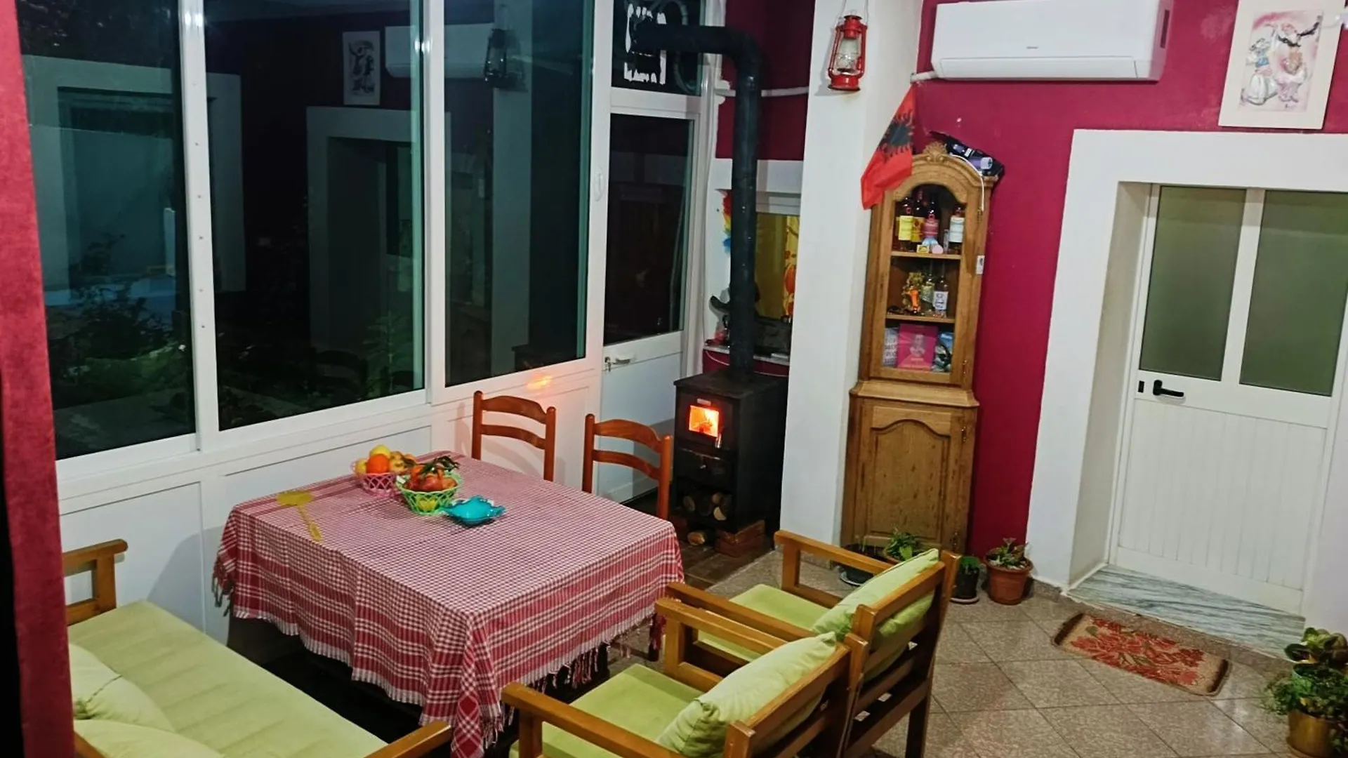 Проживание в семье Superpanorama Guesthouse Kukes