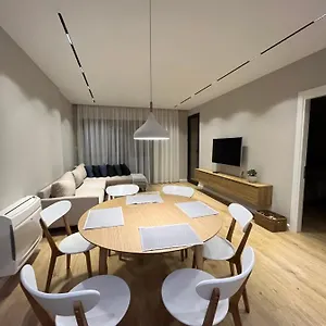apt-bliss.hotels-in-tirana.com/